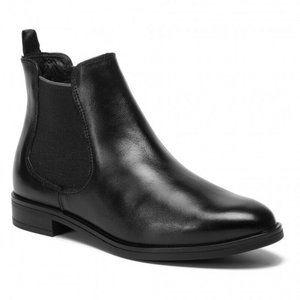 Women Chelsea ankle black leather boots by Salamander